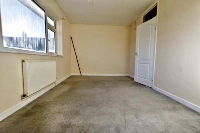 42, Attfield Walk, East Sussex photo 5