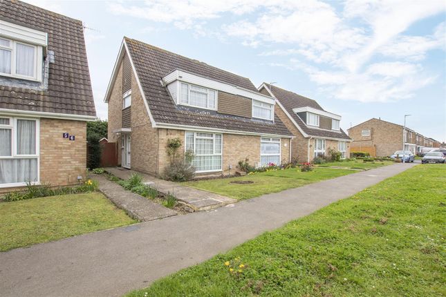 Thumbnail Semi-detached house for sale in Westmeade Close Rosedale, Cheshunt, Waltham Cross