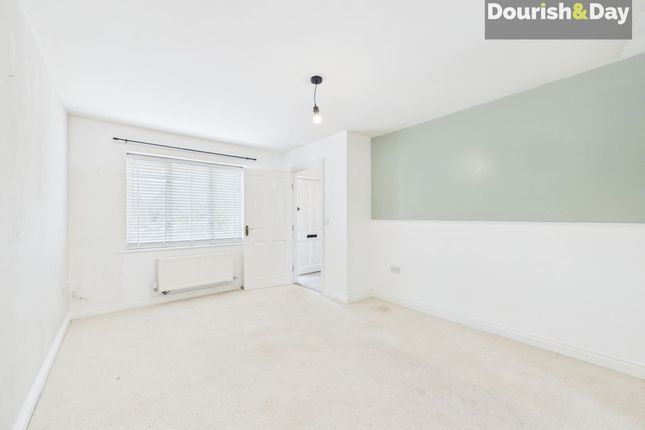 104 Shrewsbury Road, Market Drayton photo 2