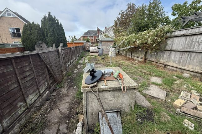 9, Layton Road, Poole photo 2
