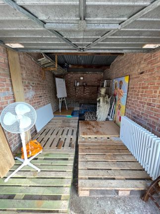 Garage 23 Cavendish Avenue,, West Ealing, Ealing photo 3