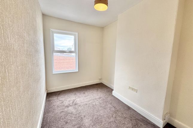 Flat 2, 54, Gurney Street, Darlington photo 2