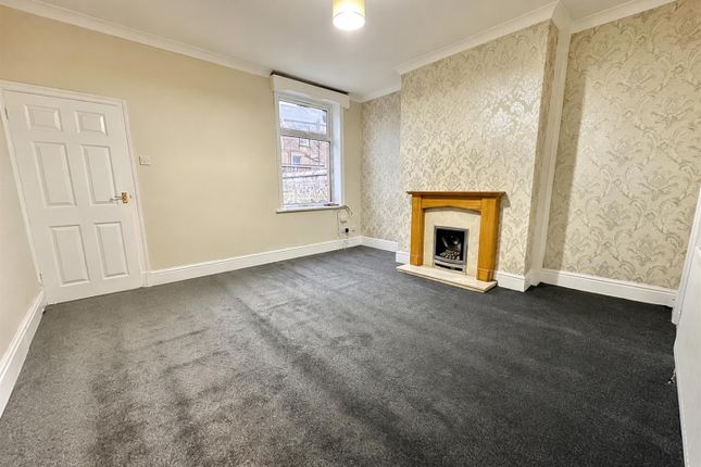 47, Oak Street, Colne photo 2