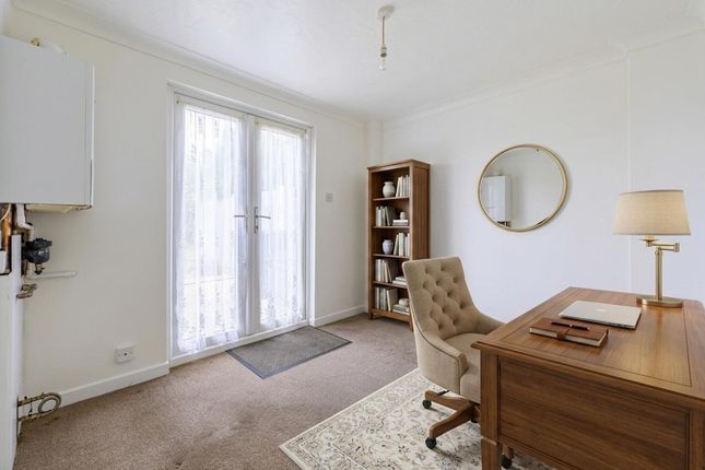 10 Cambrian Crescent, Lowestoft photo 4