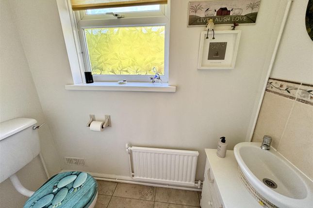 Cloakroom/WC