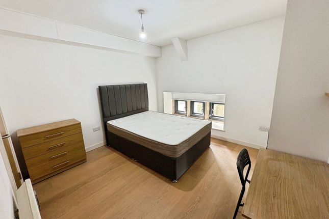 Flat 7, Heritage Hall Room 3, Crookes Valley Road, Sheffield photo 2