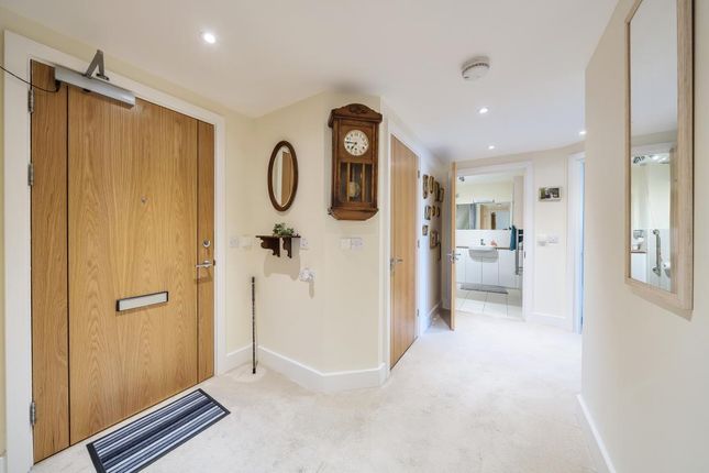 Flat for sale in Maidenhead, Berkshire