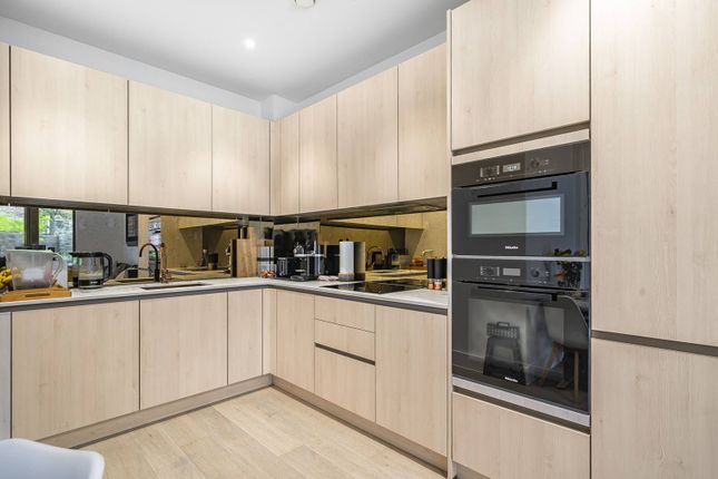Thumbnail Flat to rent in Brick Apartments, Westminster, London