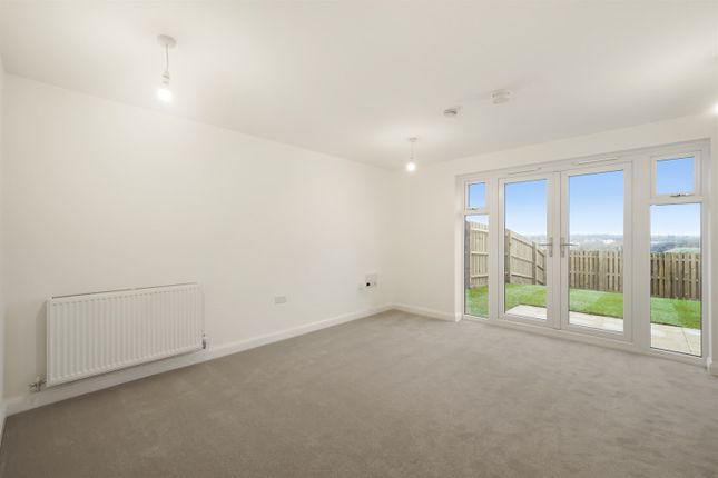45, Robert Lewis Avenue, Crewe photo 4
