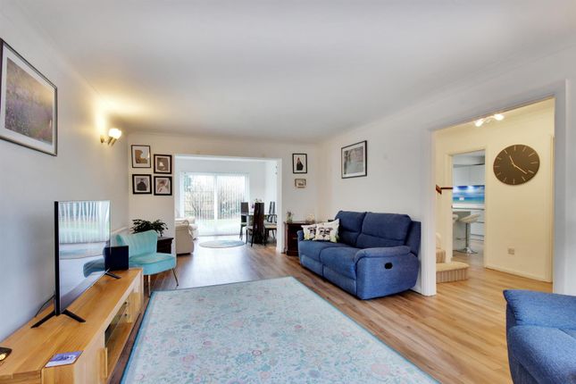 5, Wilson Close, Tonbridge photo 4