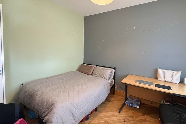17, St. Peters Street, Cardiff photo 3