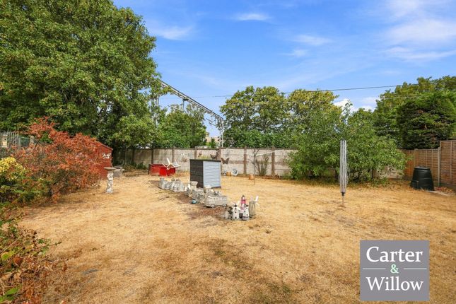81, Sutton Road, Barking  photo 3