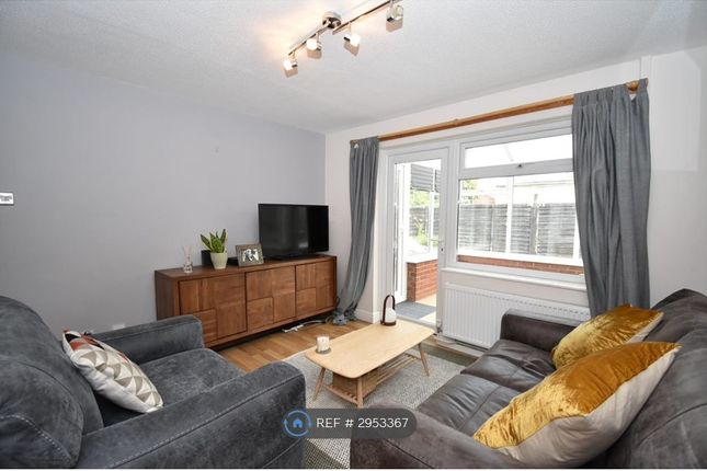 Framlingham Grove, Kenilworth photo 2