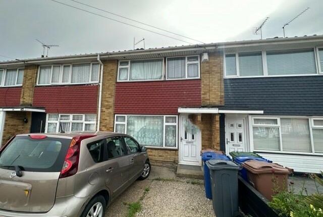 Thumbnail Terraced house for sale in Byron Gardens, Tilbury