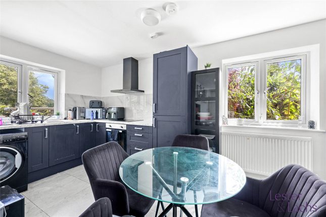 91, Sheffield Road, Romford photo 4