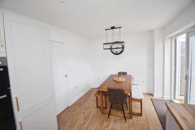 1, Blackberry Way, Bridgwater photo 4