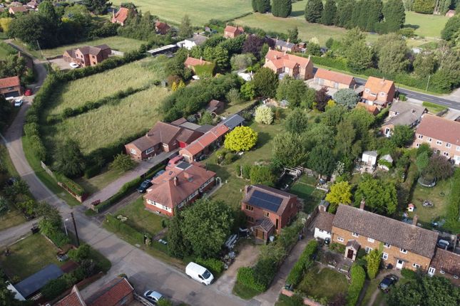 4-bed house on Teapot Cottage, Low Road, Besthorpe, Newark, £580,000