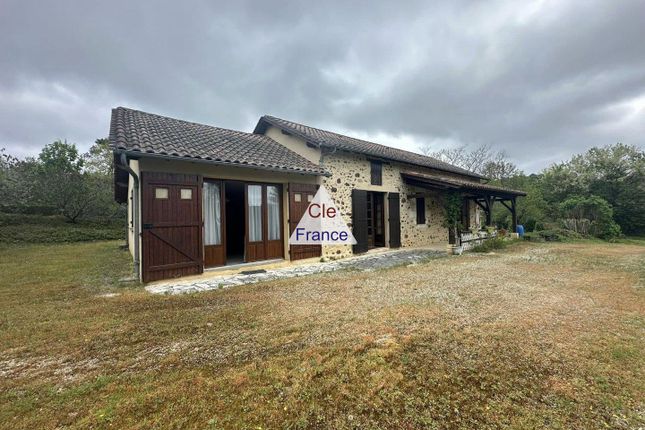 Detached house for sale in Mazeyrolles, Aquitaine, 24550, France