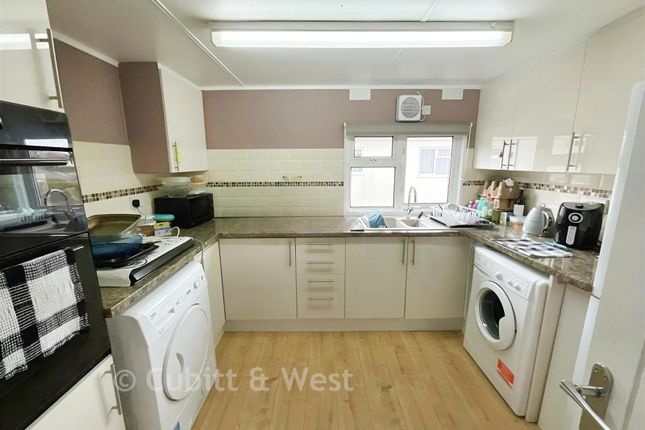 Downland Park, Court Farm Road, Newhaven photo 3
