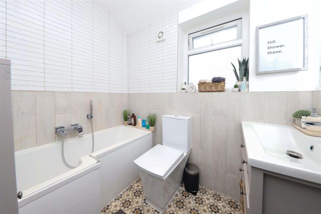 End terrace house for sale in Woodrow Avenue, North Hayes