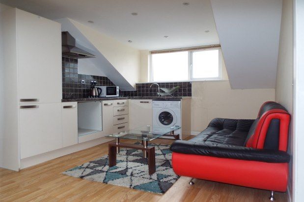 Thumbnail Property to rent in South Park Road, Caerdydd