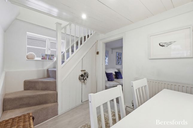 7, Western Road, Essex photo 5