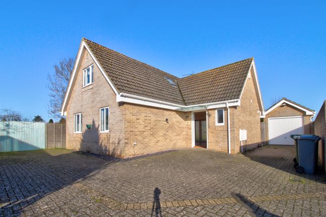 3-bed bungalow on Garden House, Grantchester Place, Ipswich, £360,000