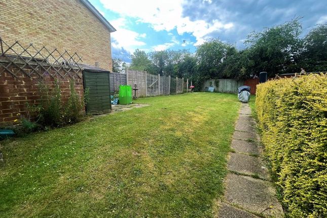 30, Carrington Place, Tring photo 4