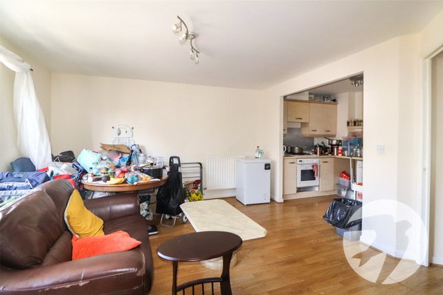 Flat 9, Cutter House,, Macarthur Close, Erith photo 4