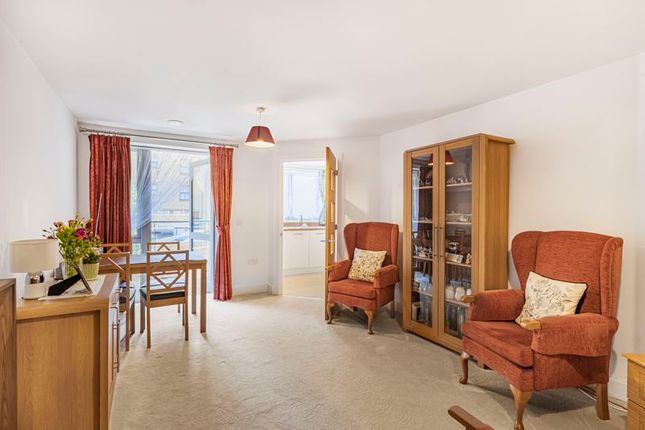 10 Kingswood Court, 47-51 Sidcup Hill, Sidcup photo 2