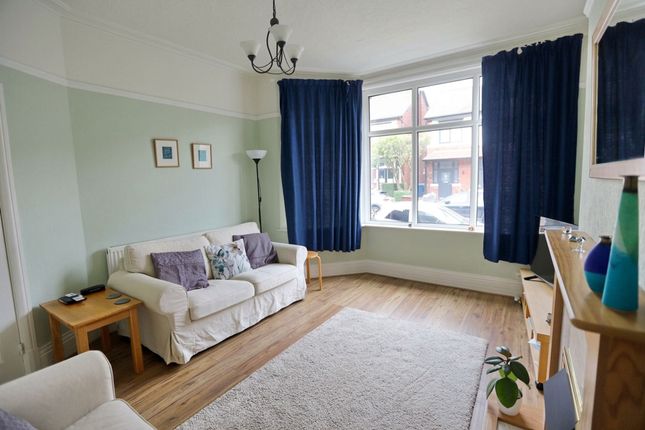 9 Dales Avenue, Manchester photo 4