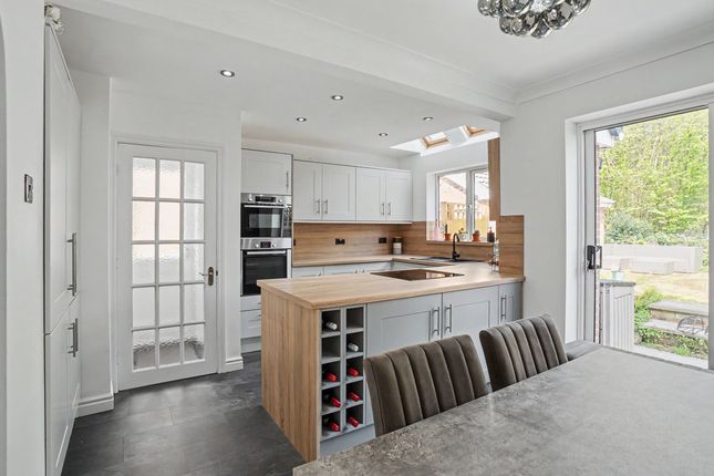 9, Harebell Close, Harrogate photo 2