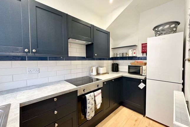 20, Vinery Place, LEEDS photo 3
