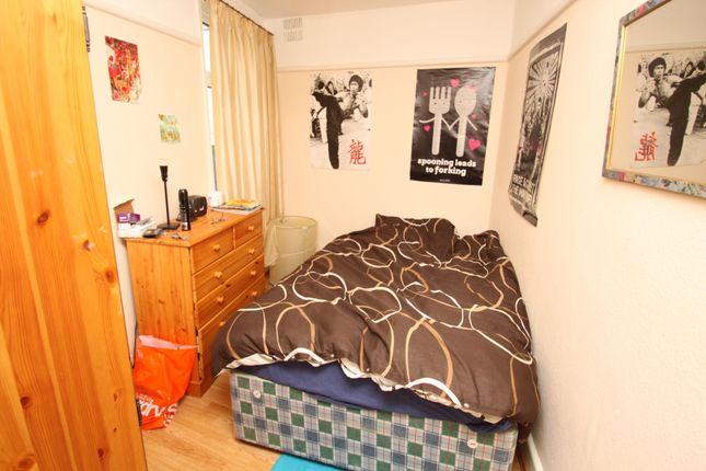 Flat 8, Moderne Mansions, Bournemouth photo 4