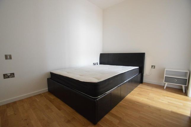 Flat 21 Mercury House,, 8 Bath Road, Slough photo 5