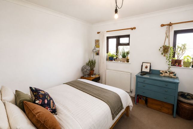 20 Bowmans Court, Hemel Hempstead photo 5
