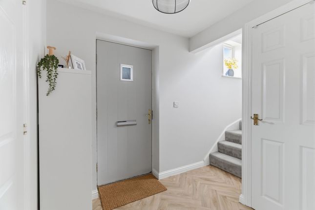 42 Brookfield Way, Cambridge photo 4