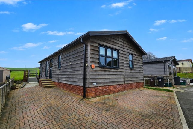 2-bed caravan on 2 Meadow View, ., Plymouth, £155,000