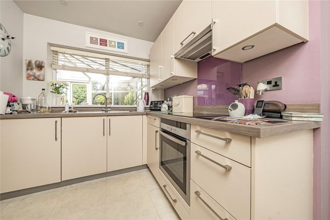 6, Coleridge Way, West Drayton photo 4