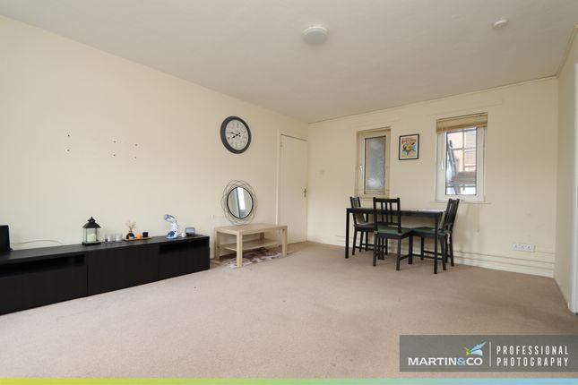 196, Coed Edeyrn, Cardiff, South Wales photo 4