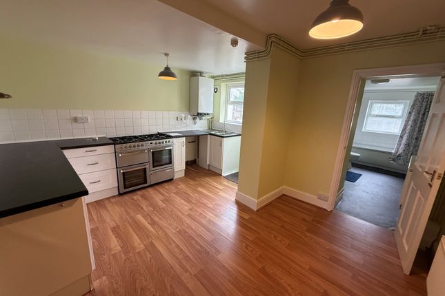 25, Kidwelly photo 2