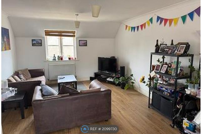 Woodall Close, Middleton, Milton Keynes photo 4