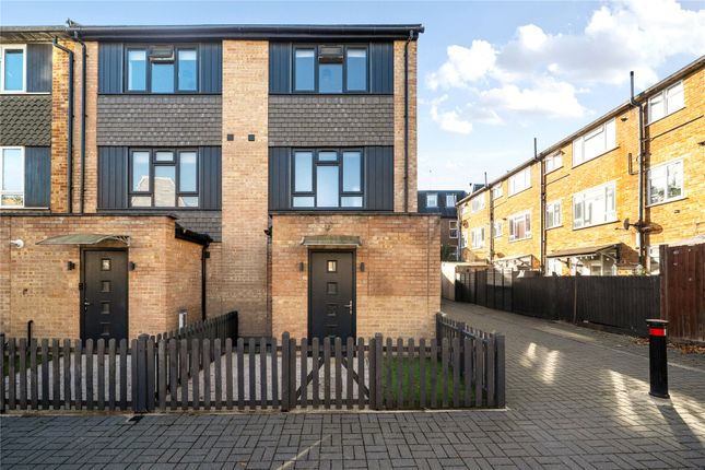 Dilhorne Close, London photo 2
