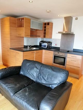 68 Clarence House photo 2