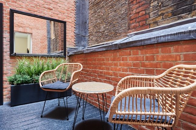 1.01, 62, Green Street, Mayfair photo 2