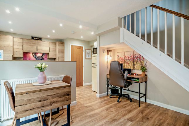 24 Swale Approach, Normanton photo 2