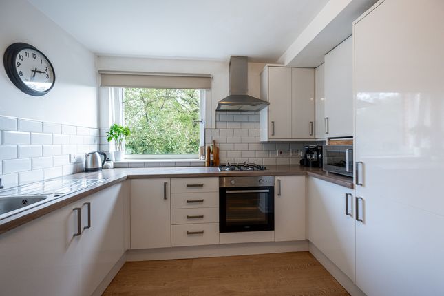 Flat 2/1, 780, Tollcross Road, Glasgow photo 4