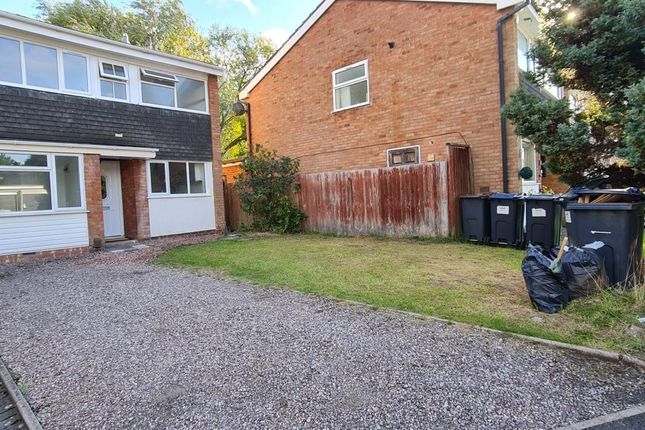 63, Derry Close, Birmingham photo 2