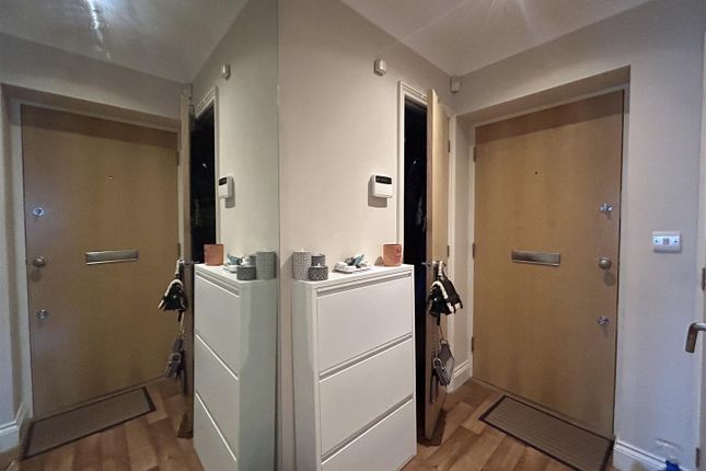 Blackthorne Court, 5, Staines Road West, Ashford photo 3