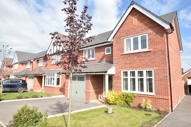Thumbnail Detached house for sale in Magdalen Drive, Evesham, Worcestershire
